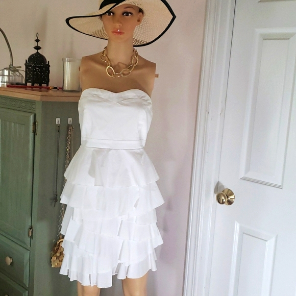 New York & Company Dresses & Skirts - NEW YORK COMP. White strapless tier dress sz 6